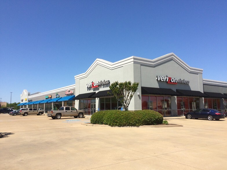 More Photos Of 7230 Youree Dr, Shreveport Unknown For Lease