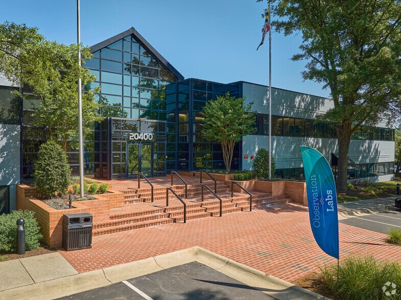 More Photos Of 20400 Observation Dr, Germantown Medical For Lease