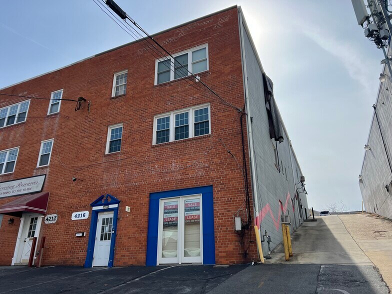 More Photos Of 4216 Howard Ave, Kensington Showroom For Lease