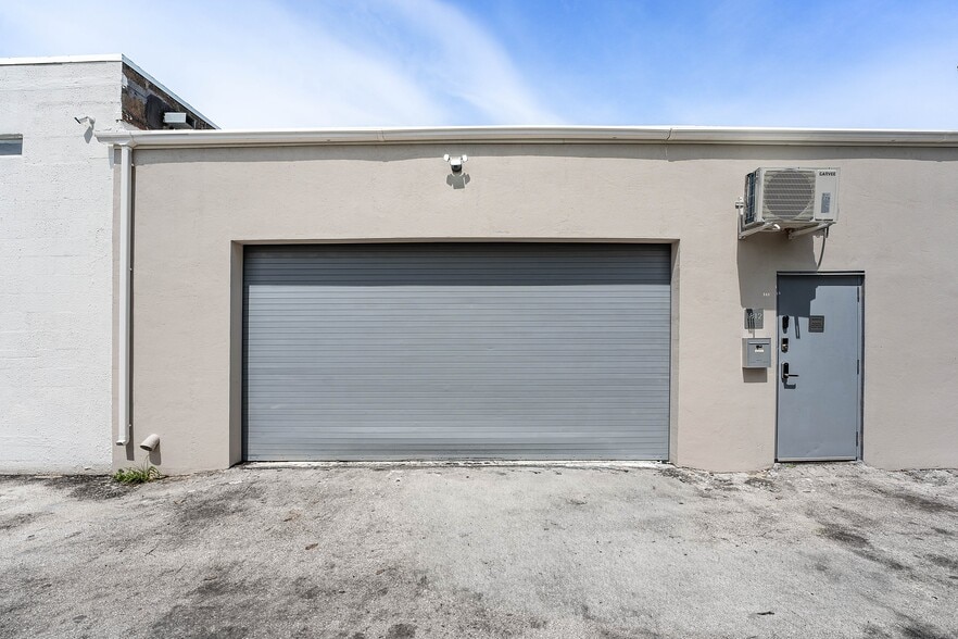More Photos Of 1800-1812 SW 7th Ave, Pompano Beach Warehouse For Sale