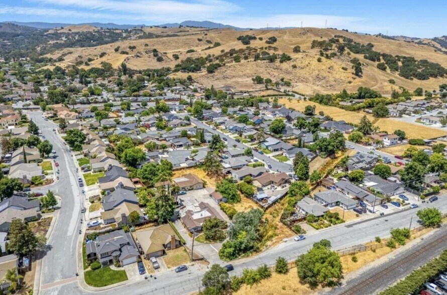 More Photos Of 18455 Old Monterey Rd, Morgan Hill Land For Sale