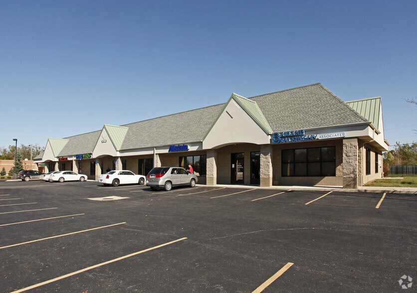 Primary Photo Of 22180 Pontiac Trl, South Lyon Office For Lease