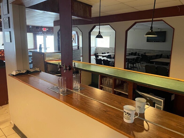 More Photos Of N5696 850th St, Elk Mound Restaurant For Lease