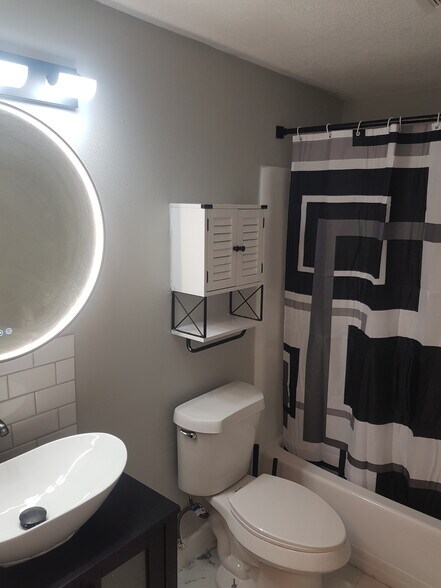 More Photos Of 311 58th Ave E, Bradenton Apartments For Sale