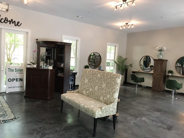 More Photos Of 8 Celadon Dr, Beaufort Office Residential For Lease