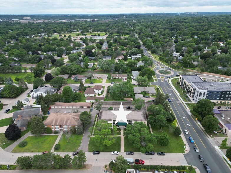 More Photos Of 7000 Sandell Ave, Edina Apartments For Sale