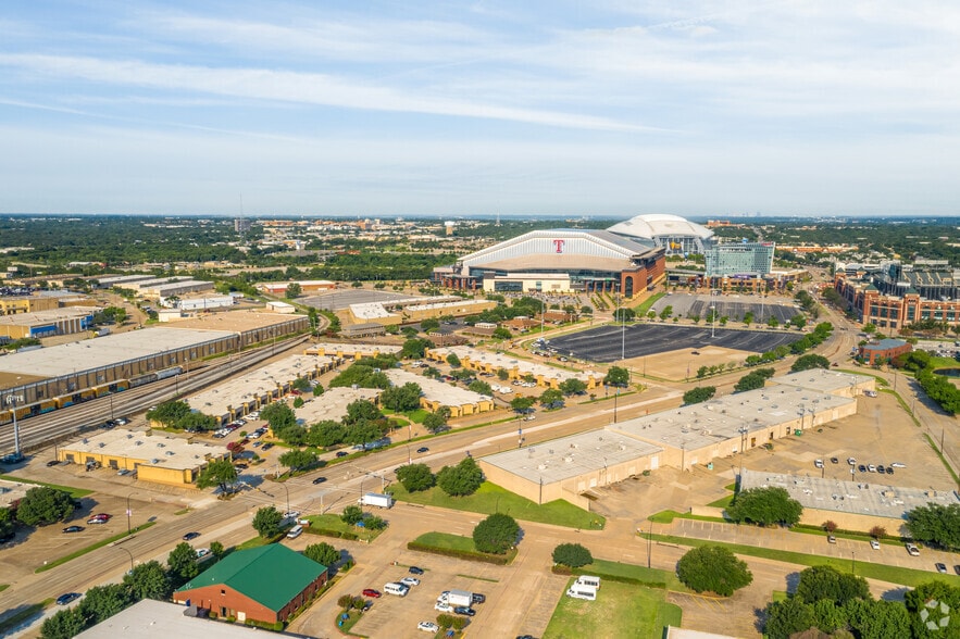 More Photos Of 2008 E Randol Mill Rd, Arlington Unknown For Lease