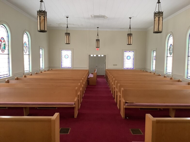More Photos Of 605 Clarksbury Church Rd, Thomasville Religious Facility For Sale