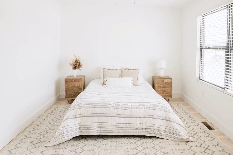 More Photos Of 1124 Winton Pl, Springfield Apartments For Sale