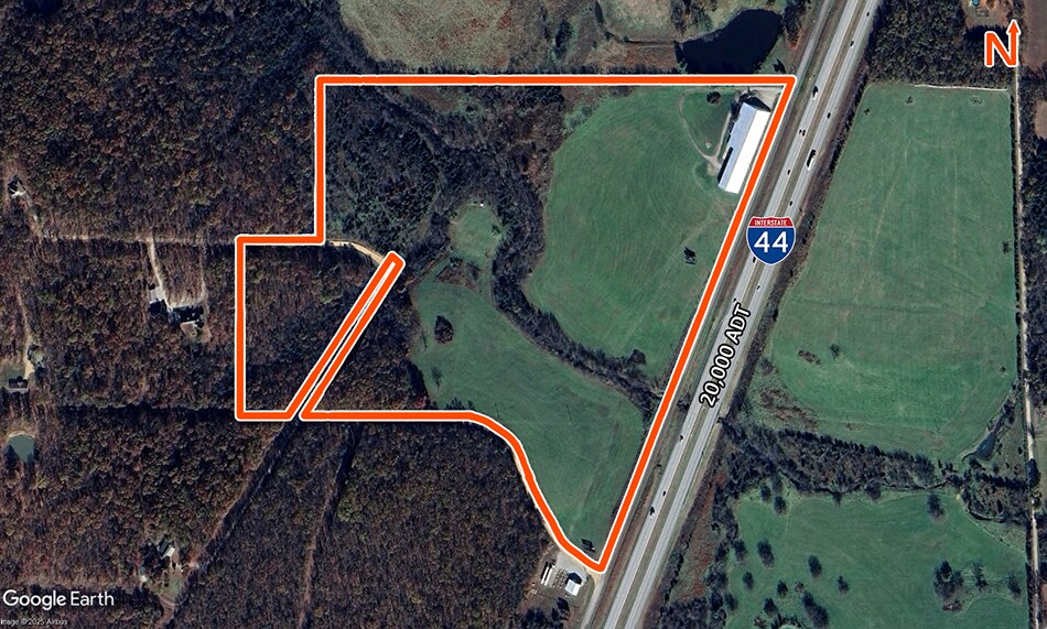 More Photos Of 211 Martingale Dr, Conway Industrial For Lease