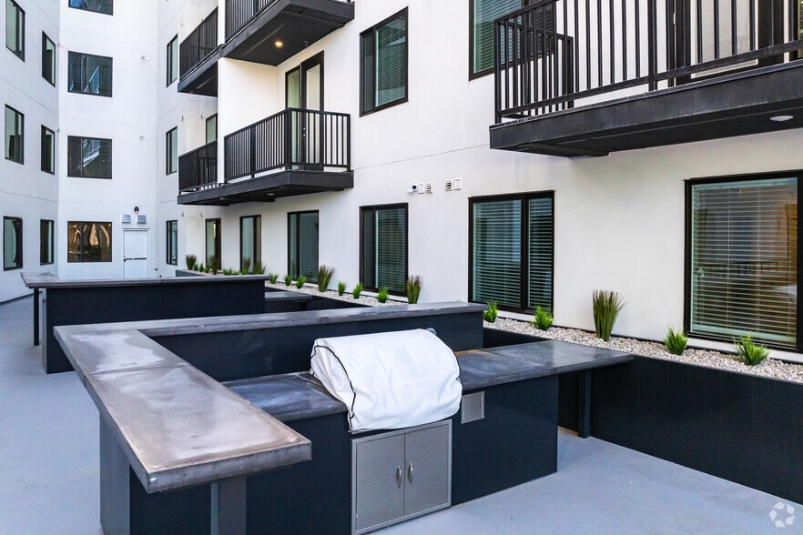 More Photos Of 735 W North Temple, Salt Lake City Apartments For Lease