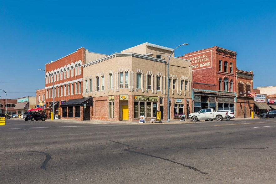 Primary Photo Of 122 5 St S, Lethbridge Apartments For Sale