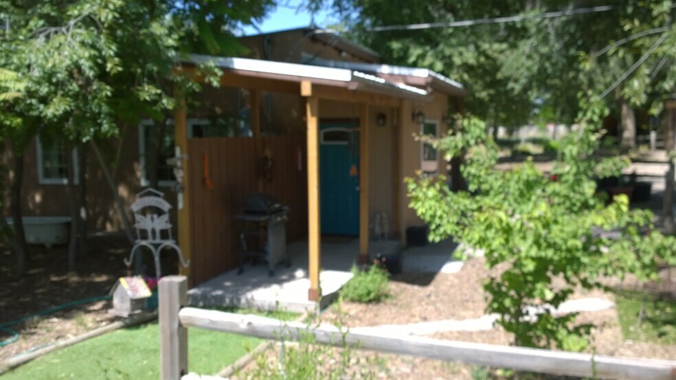 More Photos Of 1804 E College Blvd, Roswell General Retail For Sale