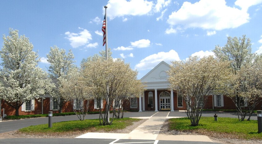 More Photos Of 27401 W Il Route 22, Barrington Medical For Lease