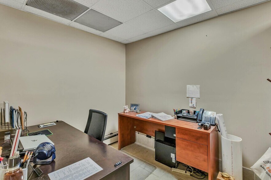 More Photos Of 56 Carleton Ave, Islip Terrace Office For Sale