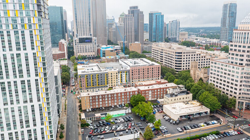 More Photos Of 508 N Tryon St N, Charlotte Apartments For Sale
