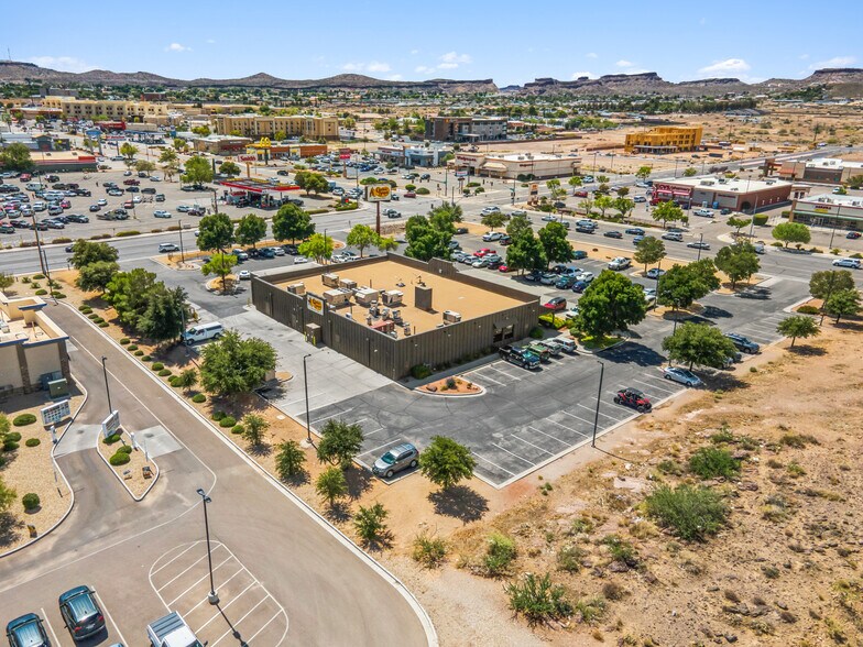 More Photos Of 3520 Stockton Hill Rd, Kingman General Retail For Sale