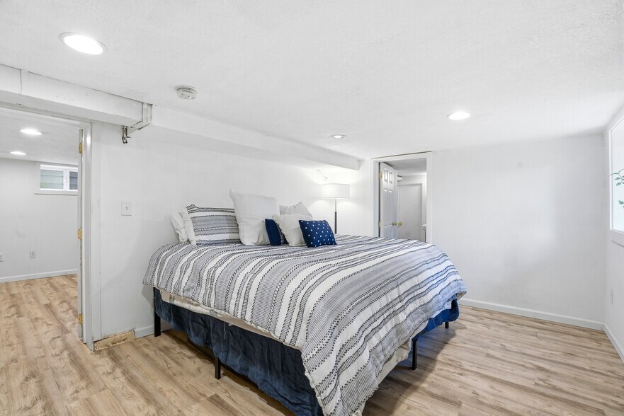 More Photos Of 1314 7th St, Oregon City Flex For Sale