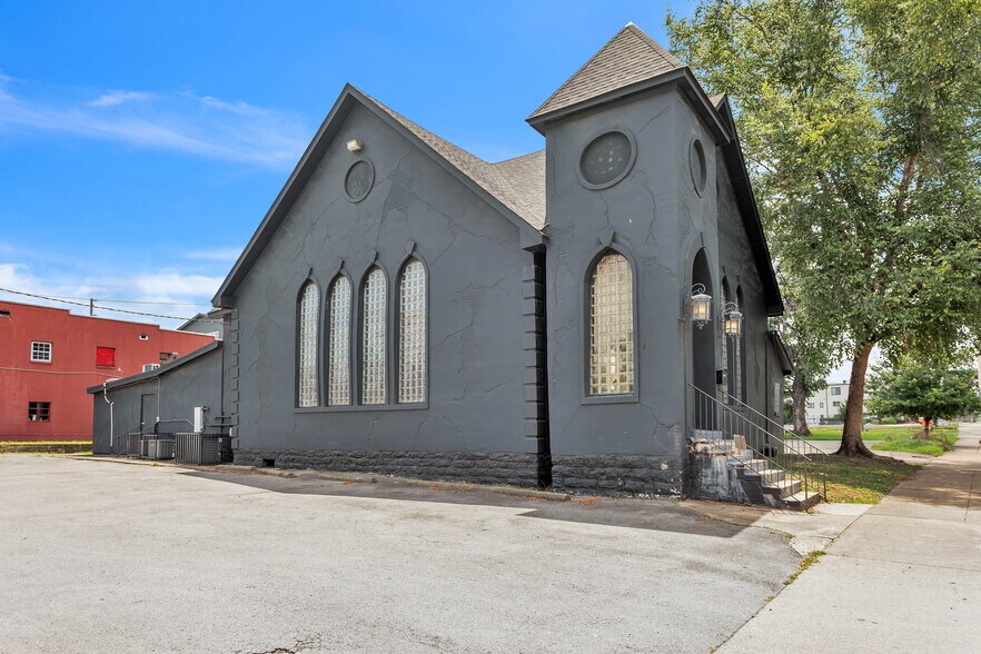 Primary Photo Of 1703 A Jo Johnston Ave, Nashville Religious Facility For Sale