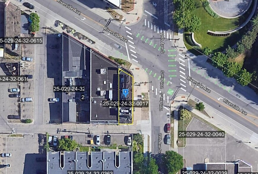 More Photos Of 1829 Riverside Ave, Minneapolis Storefront Retail Office For Sale