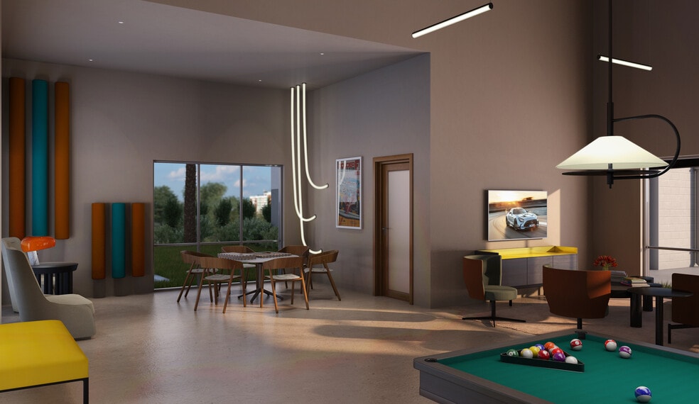 More Photos Of 2051 Gandy, Saint Petersburg Self Storage For Sale