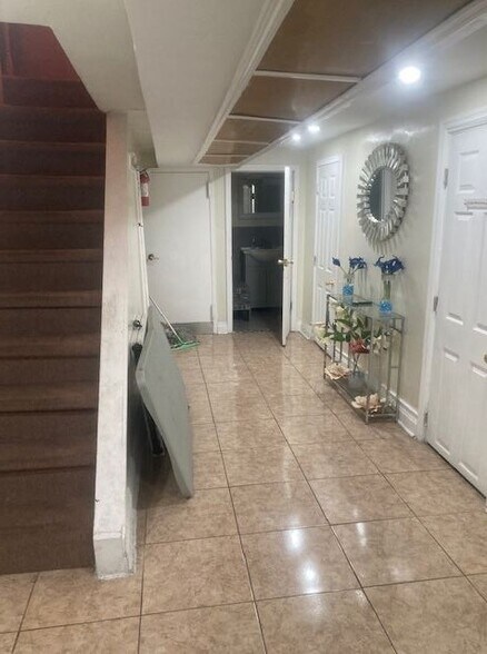 More Photos Of 887 Rutland Rd, Brooklyn General Retail For Lease