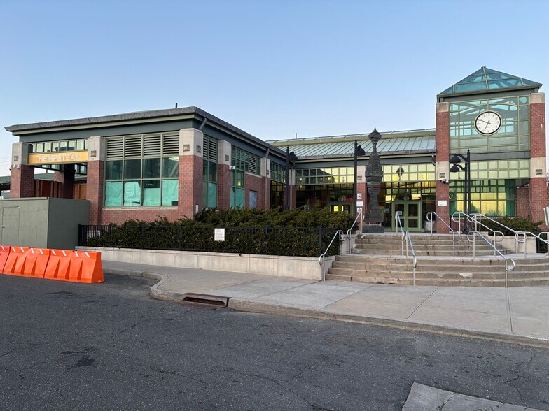 More Photos Of 159 Main St, Hempstead Apartments For Lease