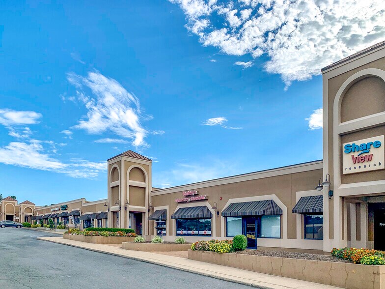 More Photos Of Markham & Shackleford, Little Rock Unknown For Lease