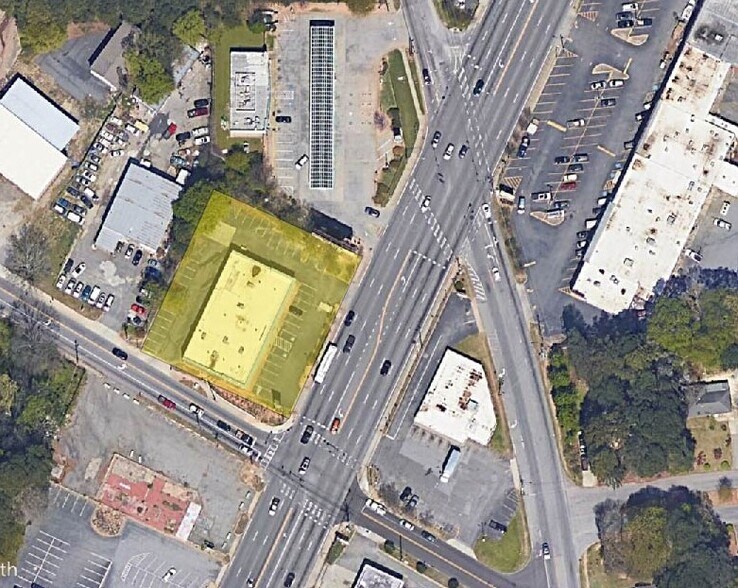 More Photos Of 5038 Buford Hwy NE, Chamblee Storefront For Sale