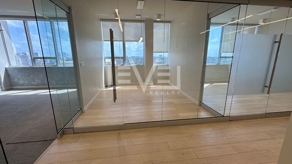 More Photos Of 2455 E Sunrise Blvd, Fort Lauderdale Loft Creative Space For Lease