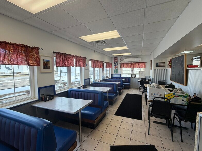 More Photos Of 111 W Michigan Ave, Augusta General Retail For Sale