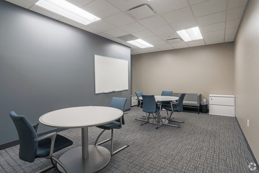 More Photos Of 1251 N Eddy St, South Bend Coworking Space