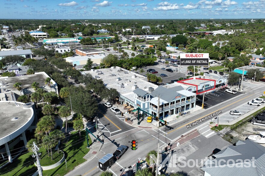 More Photos Of 3290 NE Indian River Dr, Jensen Beach Storefront For Lease
