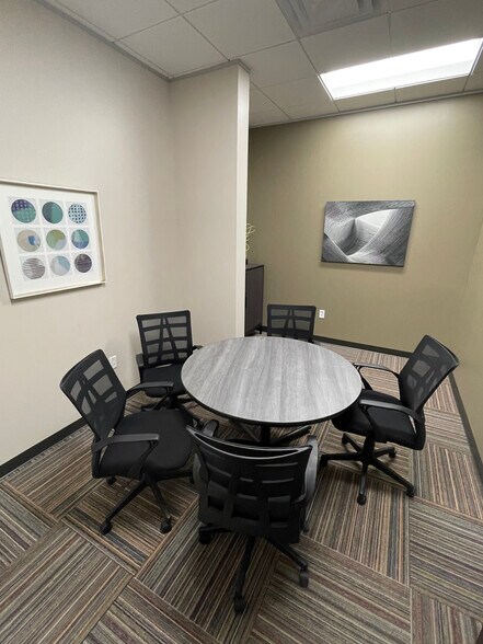 More Photos Of 5920 W William Cannon Dr, Austin Coworking Space