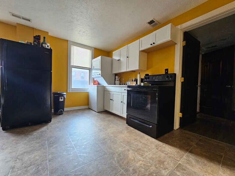 More Photos Of 219 Jefferson St, Fairmont Office Residential For Sale