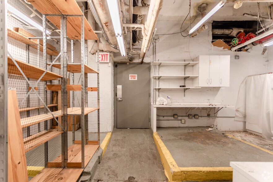 More Photos Of 2139-2159 Broadway, New York Apartments For Lease