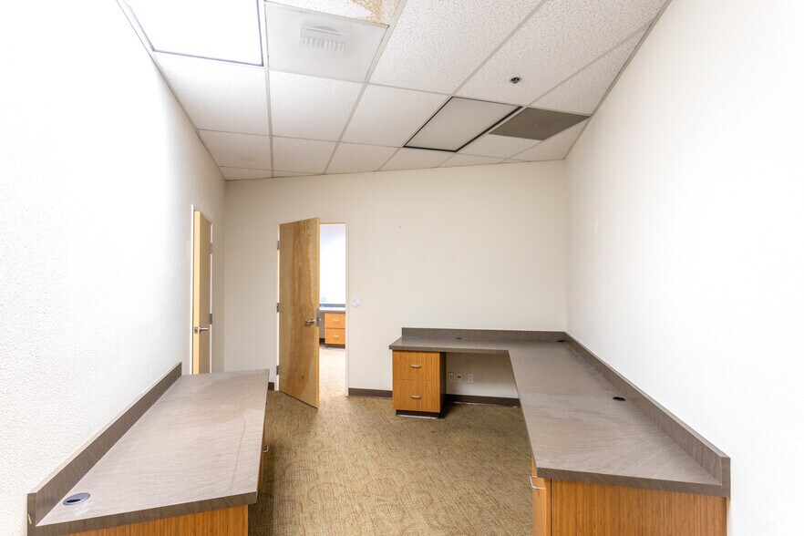 More Photos Of 488 E Valley Pky, Escondido Medical For Lease