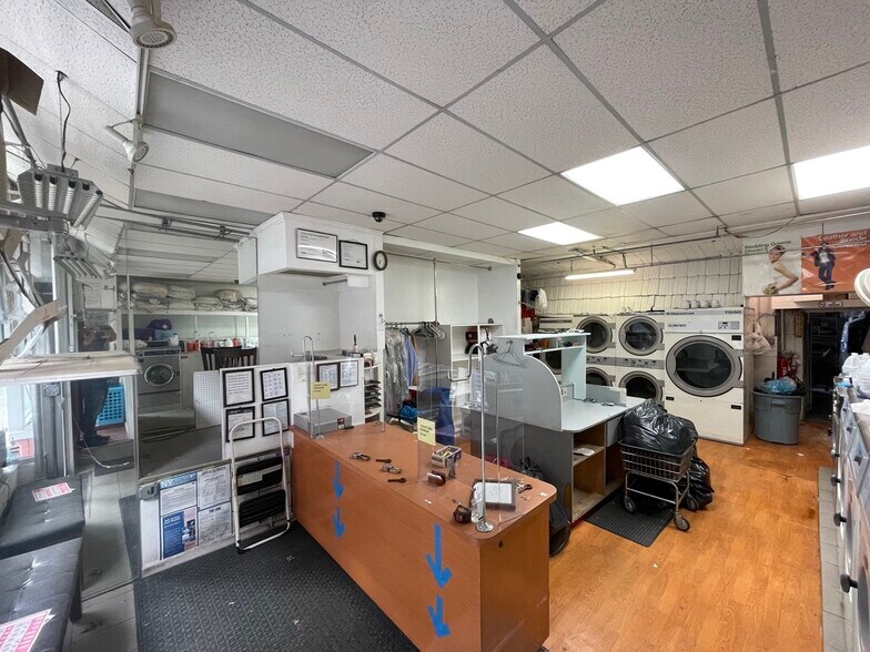 More Photos Of 101 Thompson St, New York Apartments For Lease