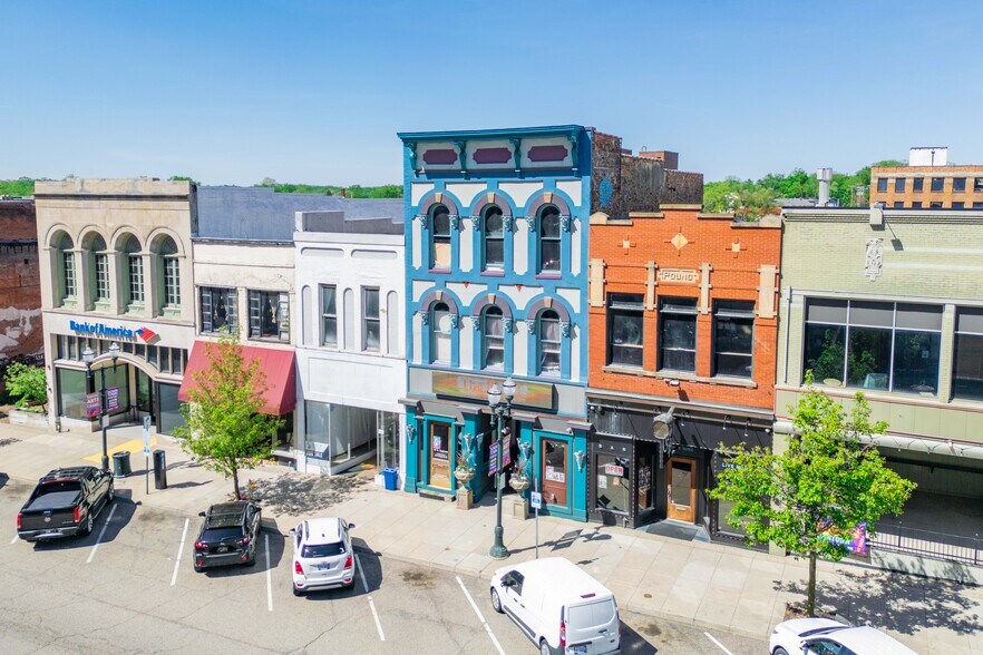 More Photos Of 47 N Saginaw St, Pontiac Storefront Retail Office For Sale
