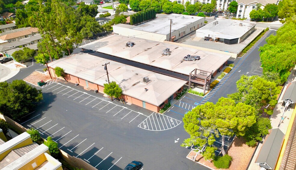 More Photos Of 141 Spring St, Claremont Office Residential For Lease