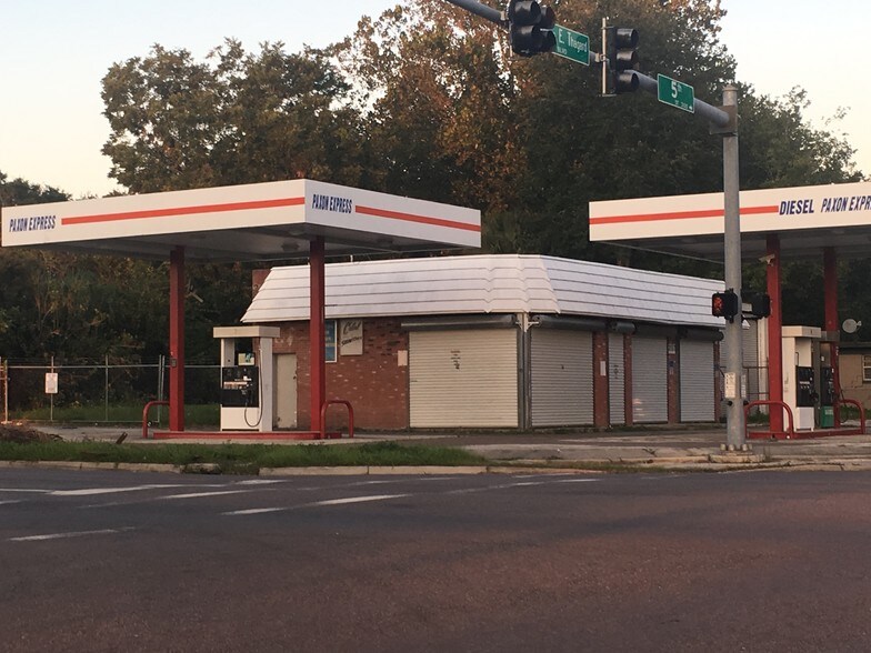 More Photos Of 3157 W 5th St, Jacksonville Convenience Store For Sale