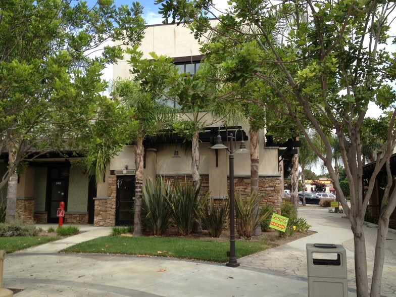 More Photos Of 541-555 S Grand Ave, Glendora Freestanding For Lease