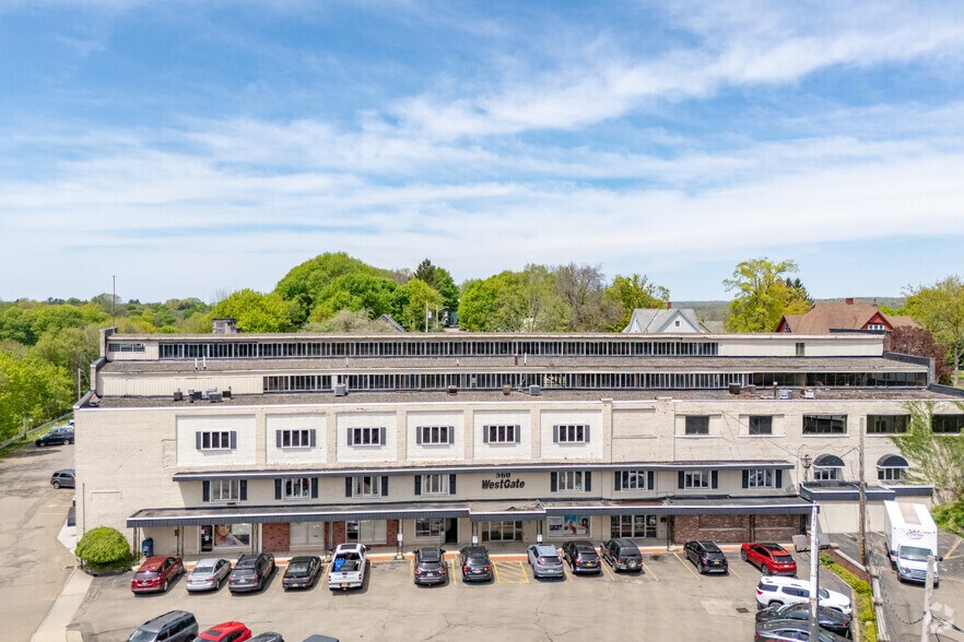 More Photos Of 560 W Third St, Jamestown Office For Lease