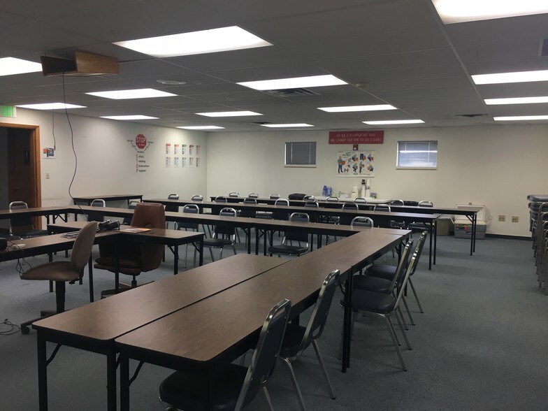 More Photos Of 1313 Denver Ave, Fort Lupton Flex For Lease