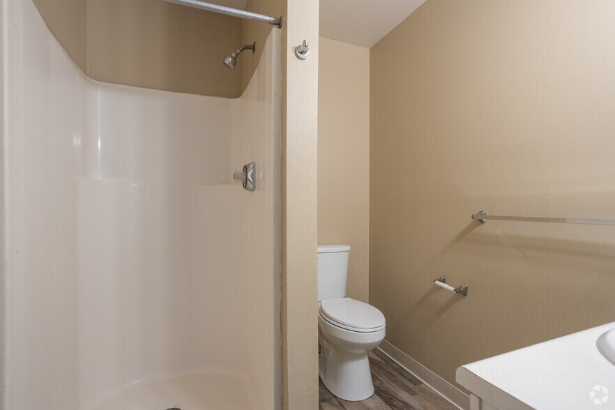 More Photos Of 4130 W Michigan Ave, Kalamazoo Multifamily For Sale