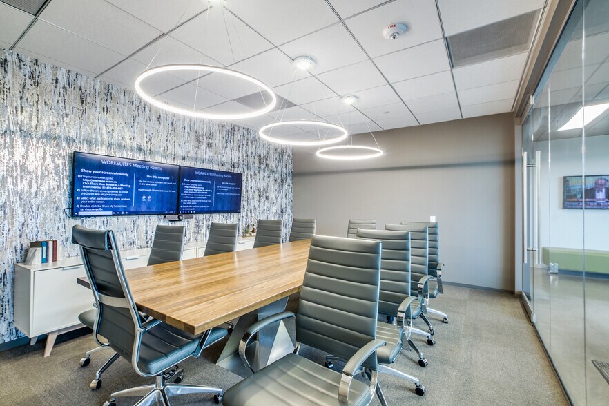 More Photos Of 2001 Timberloch, The Woodlands Coworking Space