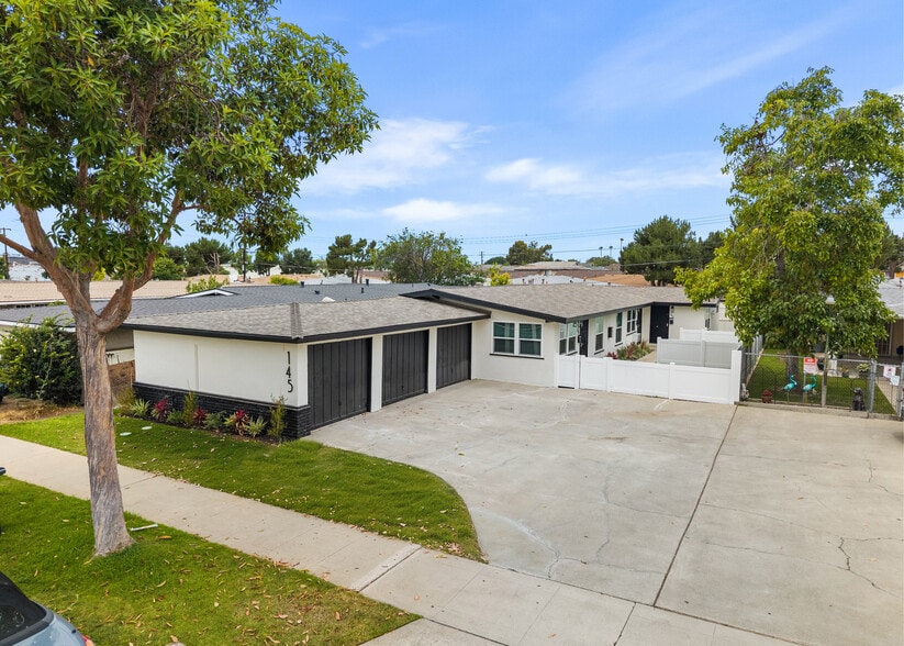 Primary Photo Of 145 W Mayfair Ave, Orange Apartments For Sale