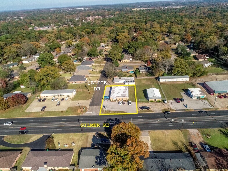 More Photos Of 3110 Gilmer Rd, Longview Office For Sale