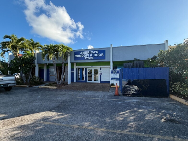 More Photos Of 5908 Johnson St, Hollywood Light Manufacturing For Sale