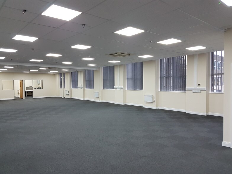 More Photos Of Lawkholme Ln, Keighley Manufacturing For Lease